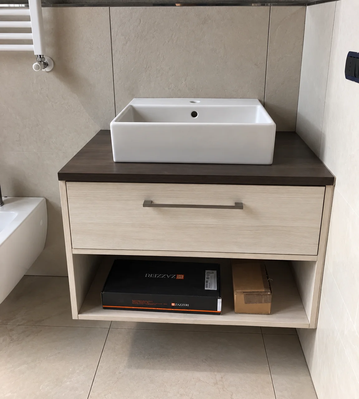 Lavabo e contenimento